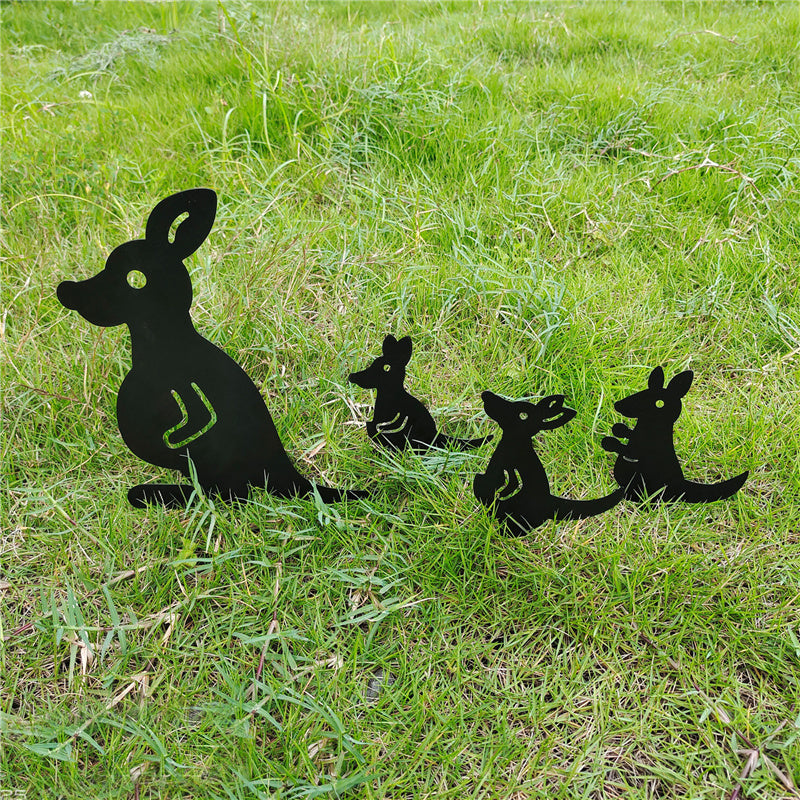 Kangaroo Family Metal Garden Silhouette Set — 4-Piece Weatherproof Lawn Art